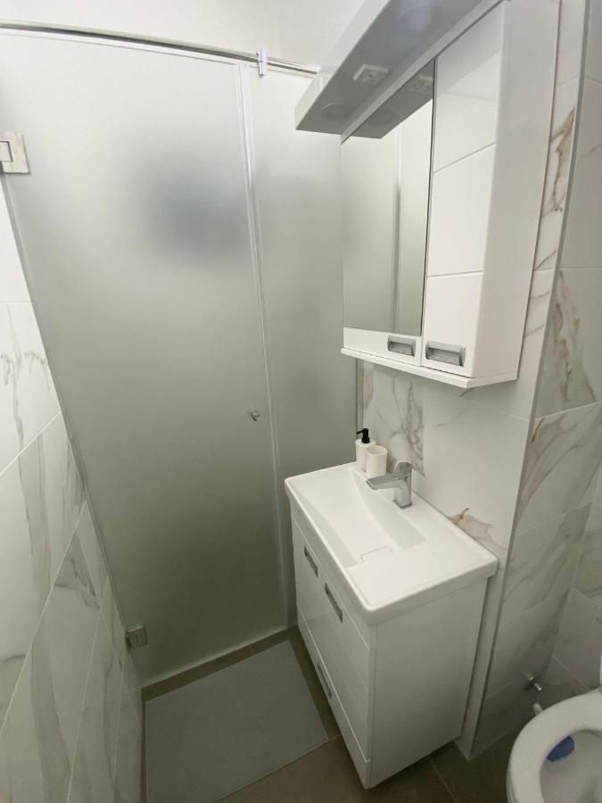 Apartman Mandic Belgrado Buitenkant foto