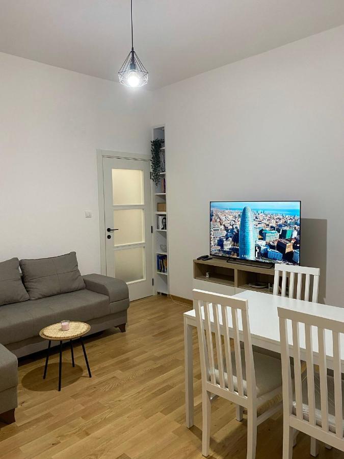 Apartman Mandic Belgrado Buitenkant foto