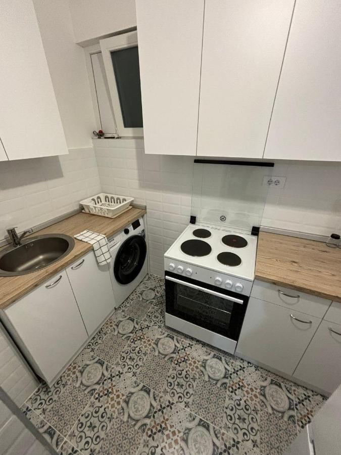 Apartman Mandic Belgrado Buitenkant foto